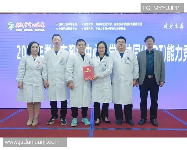 武汉足球队选拔赛点评团队协作表现分析与提升建议